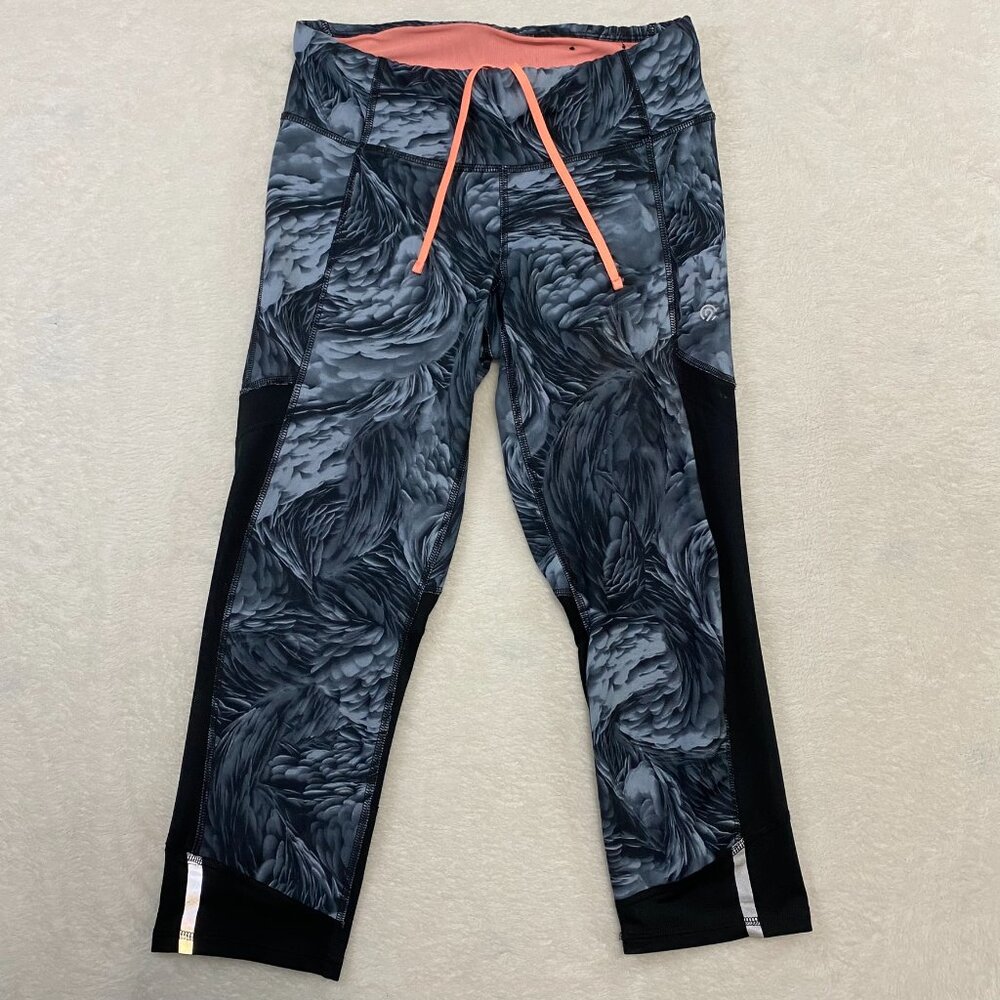 Champion 9 Women's Size Small Yoga Pants Tights Leggins Graphic Print